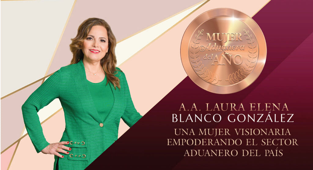 Entrega de reconocimiento “Mujer Aduanera del Año” a Laura Blanco